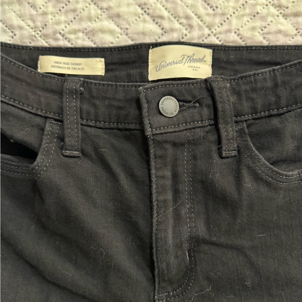 Universal Thread High Rise Skinny Jeans - Size 6